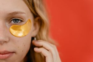 How to Get Rid of Milia Under Eyes: 8-Week Clear Skin Timeline