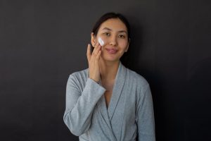 The Exact Order to Apply Skincare Products (2026 Guide)