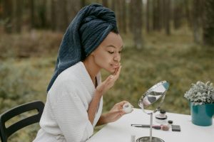 The Exact Skincare Routine Order (Morning + Night) That Actually Works