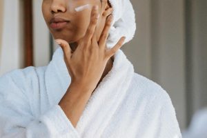 Why Skin Looks Worse After Moisturizer: 7 Fixes That Work (2026)